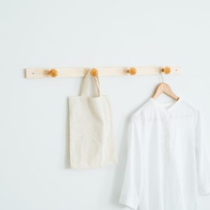 30本セット コートハンガー 4玉 () 壁掛けフック/木製(天然木)/北欧風/ウォールハンガー/コート掛け/帽子掛け/省スペース/業務用/完成品//NK-045